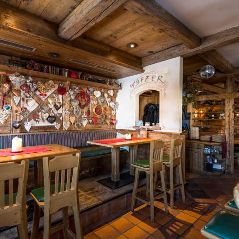 CRP_8583 CRP_8583